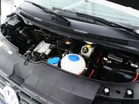 Volkswagen California (2020) thumbnail 8