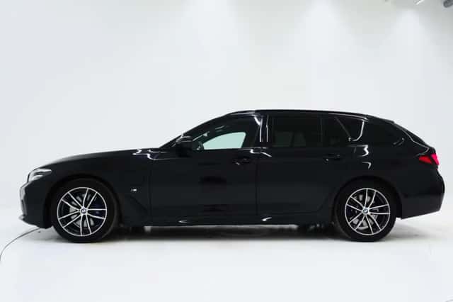 BMW 5-Serie (2021) thumbnail 2