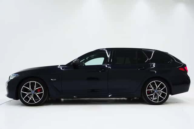 BMW 5-Serie (2023) thumbnail 3