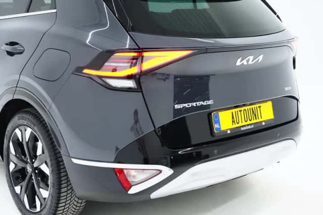 Kia Sportage (2023) thumbnail 17