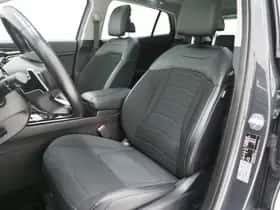 Kia Sportage (2023) thumbnail 4