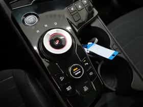 Kia Sportage (2023) thumbnail 38