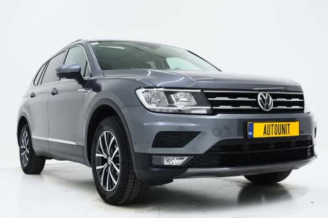 Volkswagen Tiguan (2019) thumbnail 11
