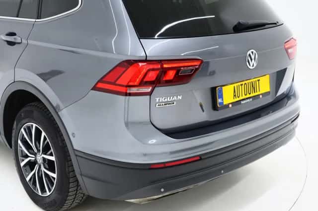 Volkswagen Tiguan (2019) thumbnail 14