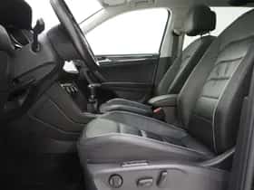 Volkswagen Tiguan (2019) thumbnail 16