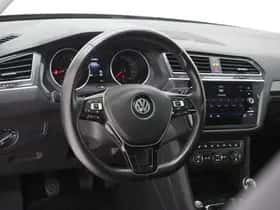 Volkswagen Tiguan (2019) thumbnail 17