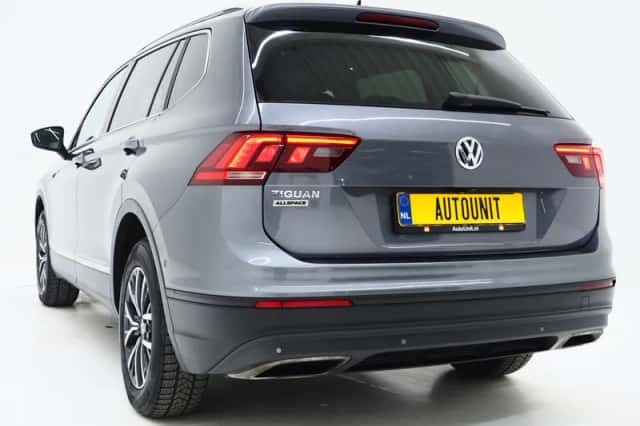 Volkswagen Tiguan (2019) thumbnail 3
