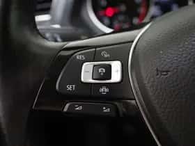 Volkswagen Tiguan (2019) thumbnail 23