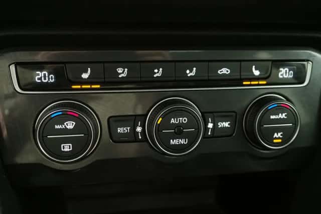 Volkswagen Tiguan (2019) thumbnail 32