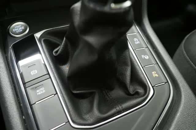 Volkswagen Tiguan (2019) thumbnail 34