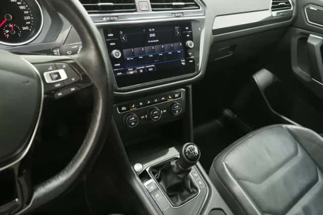 Volkswagen Tiguan (2019) thumbnail 35