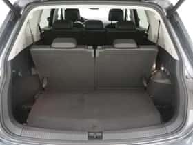 Volkswagen Tiguan (2019) thumbnail 40