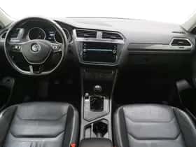 Volkswagen Tiguan (2019) thumbnail 5