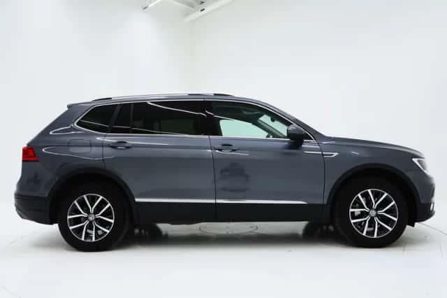 Volkswagen Tiguan (2019) thumbnail 10