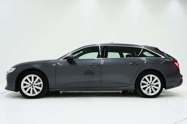 Audi A6 (2022) thumbnail 2