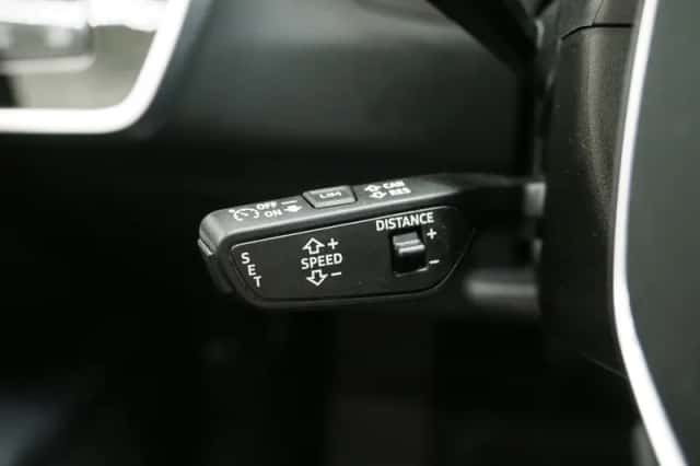 Audi A6 (2022) thumbnail 22