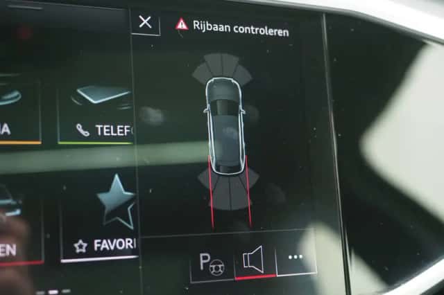 Audi A6 (2022) thumbnail 32