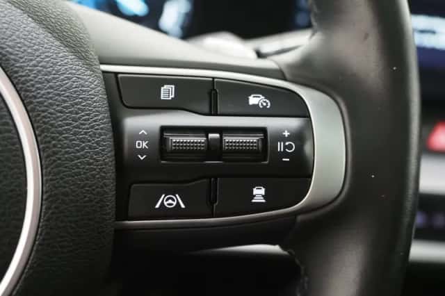 Kia Sportage (2023) thumbnail 25