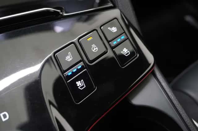 Kia Sportage (2023) thumbnail 35