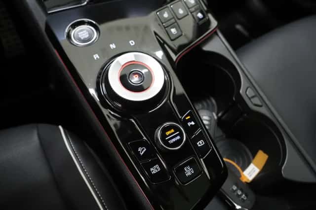Kia Sportage (2023) thumbnail 36
