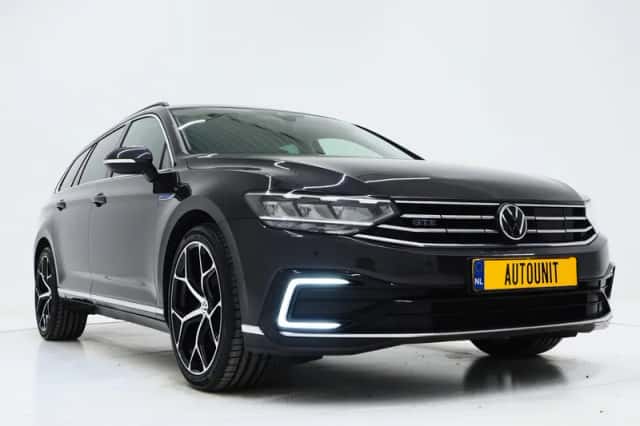 Volkswagen Passat (2021) thumbnail 11