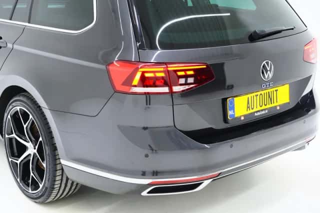 Volkswagen Passat (2021) thumbnail 14