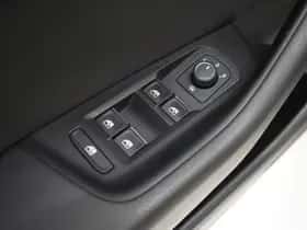 Volkswagen Passat (2021) thumbnail 17