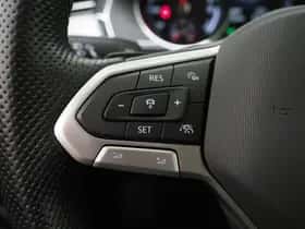 Volkswagen Passat (2021) thumbnail 21