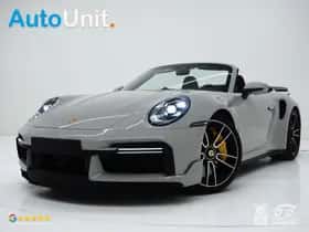 Porsche 911 (2023)
