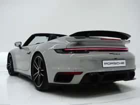 Porsche 911 (2023) thumbnail 16