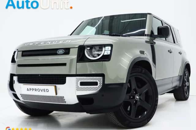 Land Rover Defender (2021) thumbnail 1