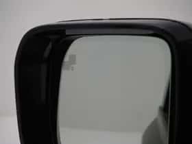 Land Rover Defender (2021) thumbnail 18