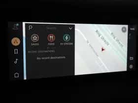 Land Rover Defender (2021) thumbnail 28