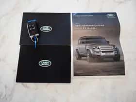 Land Rover Defender (2021) thumbnail 8