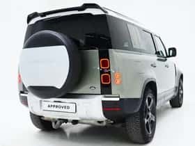 Land Rover Defender (2021) thumbnail 9