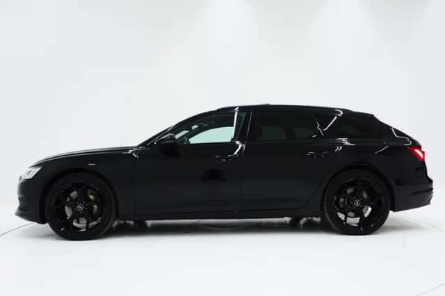 Audi A6 (2022) thumbnail 2