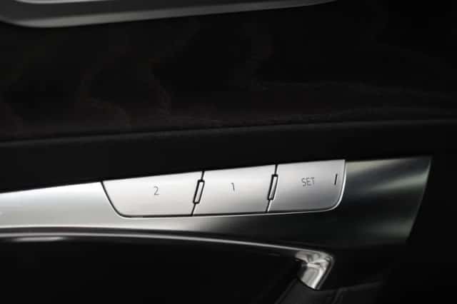 Audi A6 (2022) thumbnail 18