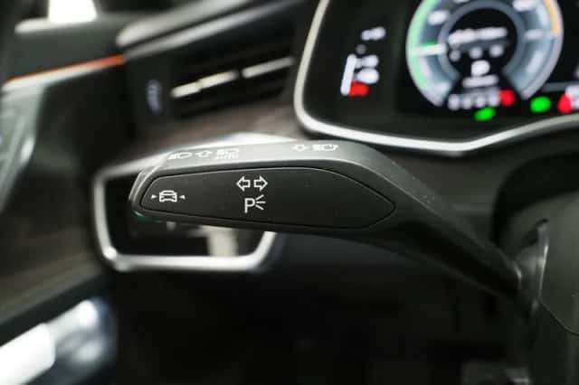 Audi A6 (2022) thumbnail 23