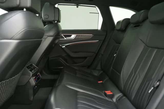 Audi A6 (2022) thumbnail 42