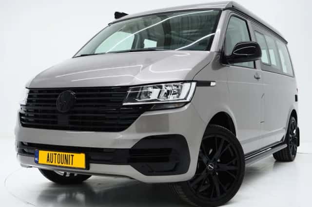 Volkswagen California (2022) thumbnail 2