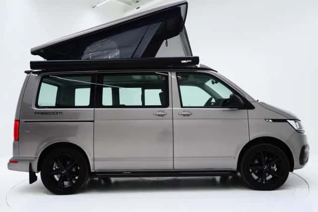 Volkswagen California (2022) thumbnail 11