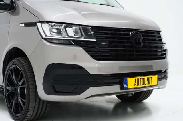Volkswagen California (2022) thumbnail 17