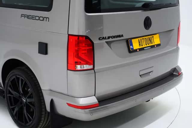 Volkswagen California (2022) thumbnail 18