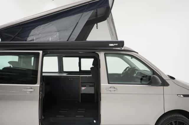 Volkswagen California (2022) thumbnail 25