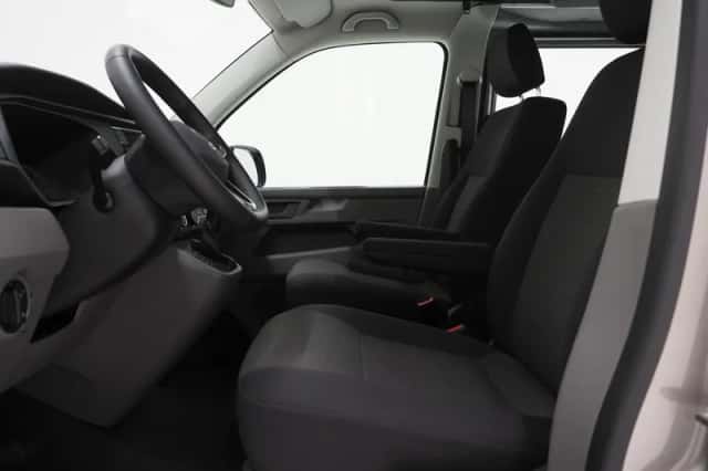 Volkswagen California (2022) thumbnail 28