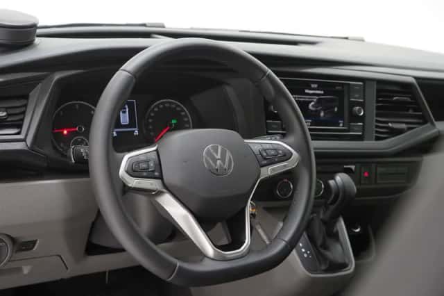 Volkswagen California (2022) thumbnail 29