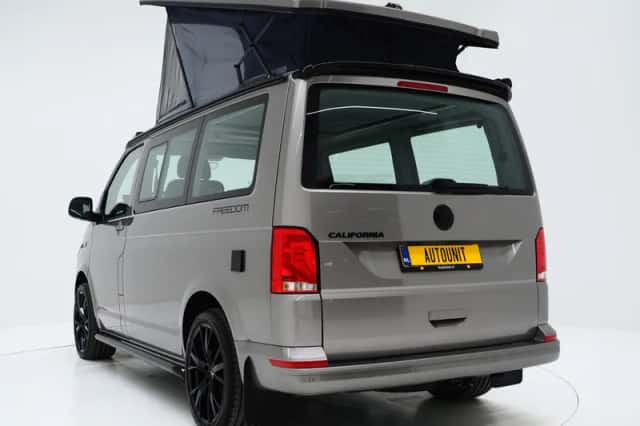 Volkswagen California (2022) thumbnail 5