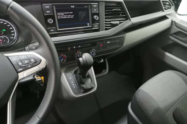 Volkswagen California (2022) thumbnail 45