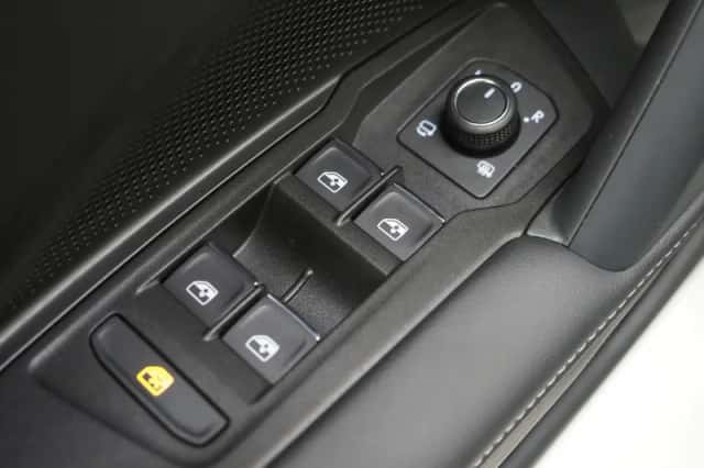 Volkswagen Tiguan (2025) thumbnail 20