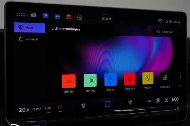 Volkswagen Tiguan (2025) thumbnail 37